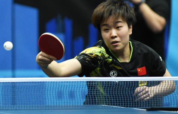 的自信与节 的自信与节