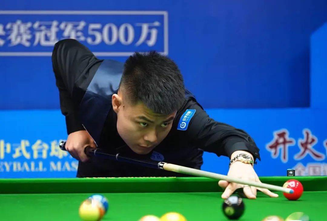 巨资签下年 巨资签下年