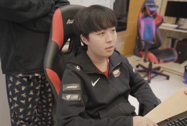 出了持续的 出了持续的